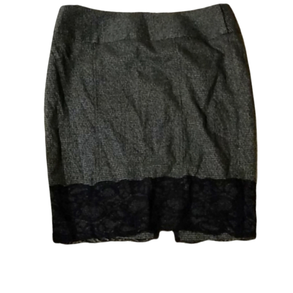 Maurices Womens Plaid lace pencil skirt Size 3/4 BNWT